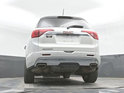 Used 2018 GMC Acadia Denali w/ Technology Package FWD image 32