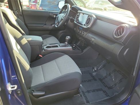 Used 2023 Toyota Tacoma TRD Sport image 15