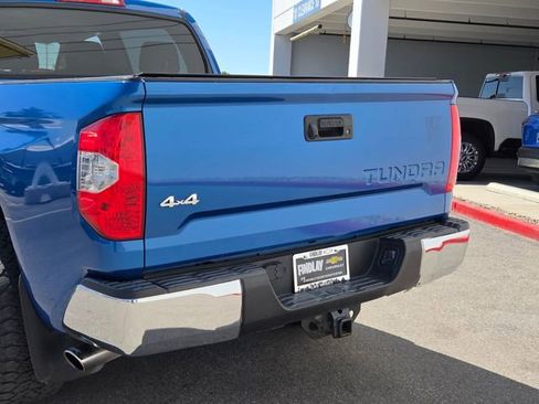 Used 2018 Toyota Tundra SR5 w/ SR5 Upgrade Package image 5