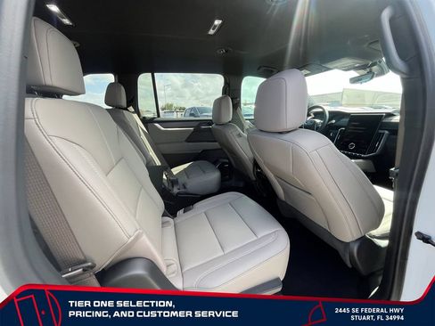 New 2026 GMC Acadia Elevation w/ Black Edition FWD image 19
