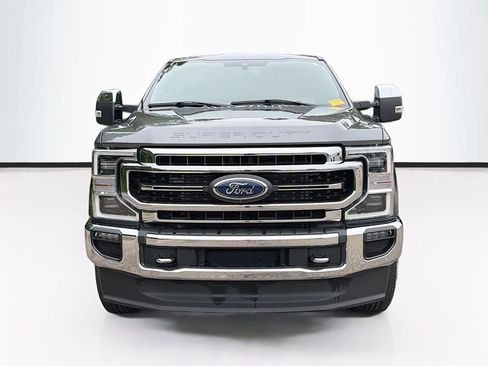 Used 2022 Ford F350 Lariat w/ Lariat Ultimate Package AWD/4WD image 2