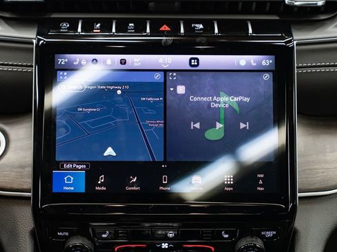 New 2025 Jeep Grand Cherokee L Limited w/ Trailer Tow Package image 14