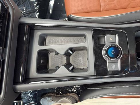 New 2026 Volkswagen Tiguan SEL R-Line AWD/4WD image 26