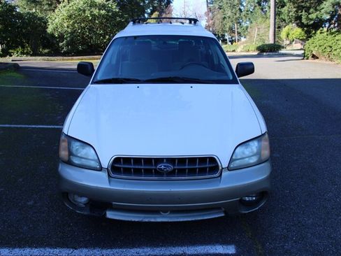 Used 2003 Subaru Outback Wagon image 9