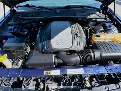 Used 2013 Dodge Challenger R/T RWD image 34