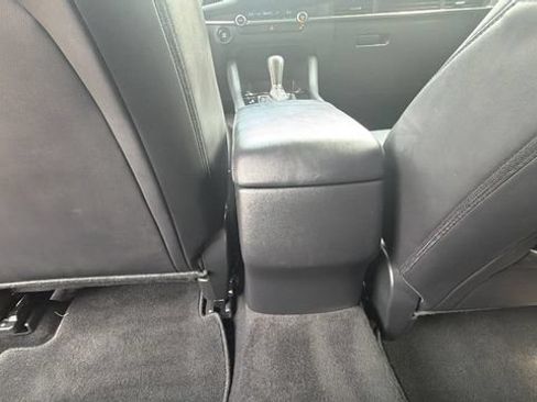 Used 2024 MAZDA MAZDA3 s FWD image 29