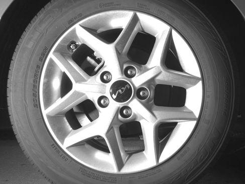 Used 2025 Kia Soul LX w/ LX Technology Package FWD image 20