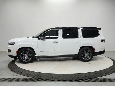 Used 2023 Jeep Grand Wagoneer 4WD image 4