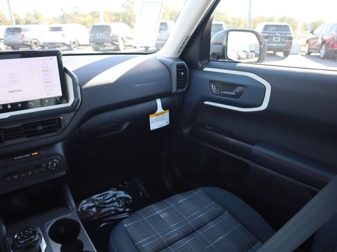 New 2025 Ford Bronco Sport Heritage w/ Convenience Package image 33