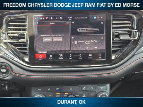 Used 2024 Dodge Durango GT RWD image 11