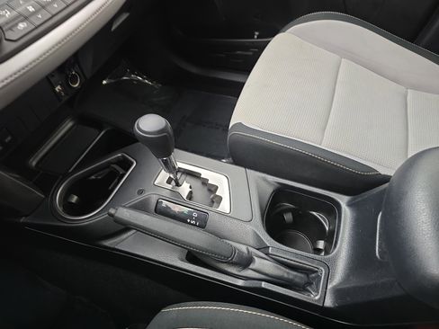 Used 2018 Toyota RAV4 XLE image 24