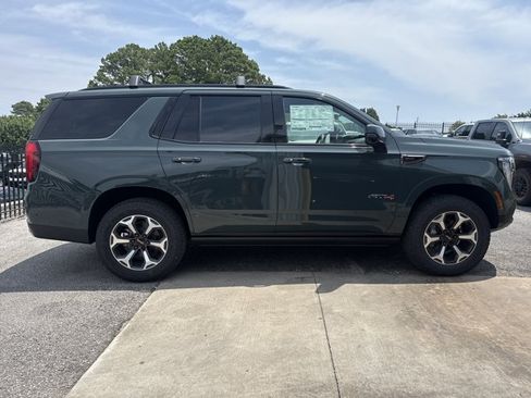 New 2026 GMC Yukon AT4 Ultimate w/ LPO, Floor Liner Package AWD/4WD image 2