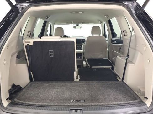 Used 2022 Volkswagen Atlas SE w/ Black Wheel Package image 33