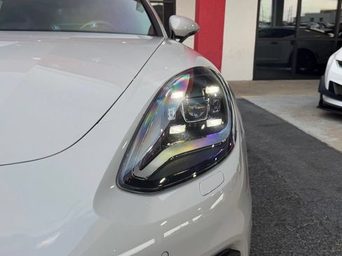 Used 2018 Porsche Panamera 4S AWD/4WD image 4