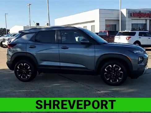 Certified 2022 Chevrolet TrailBlazer LT w/ Convenience Package image 2