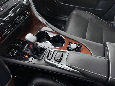 Used 2018 Lexus RX 350L FWD image 17