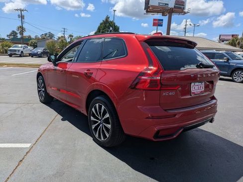 Used 2024 Volvo XC60 B5 Plus w/ Protection Package Premier AWD/4WD image 6