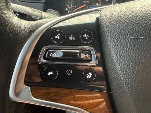 Used 2015 Cadillac Escalade Luxury AWD/4WD image 27