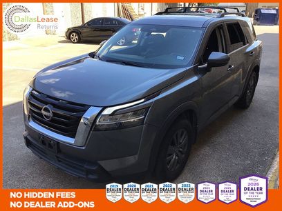 Used 2022 Nissan Pathfinder SV