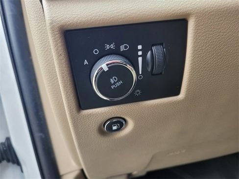 Used 2018 Jeep Grand Cherokee Limited w/ Trailer Tow Group IV image 19