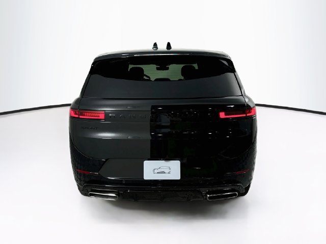 New 2027 Land Rover Range Rover Sport Dynamic SE AWD/4WD image 6
