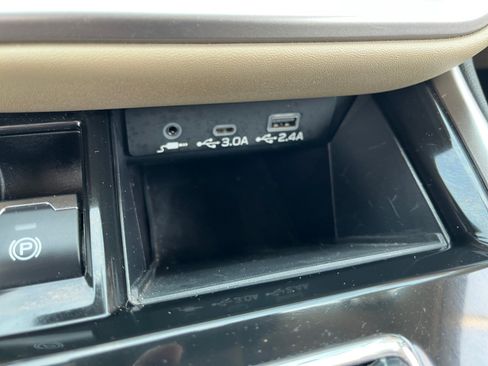 Certified 2024 Subaru Outback Limited AWD/4WD image 31