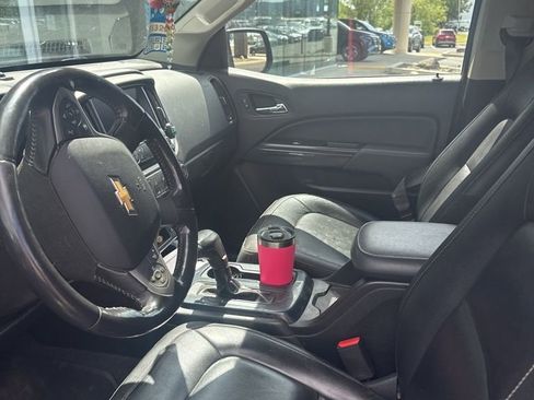 Used 2019 Chevrolet Colorado Z71 AWD/4WD image 9