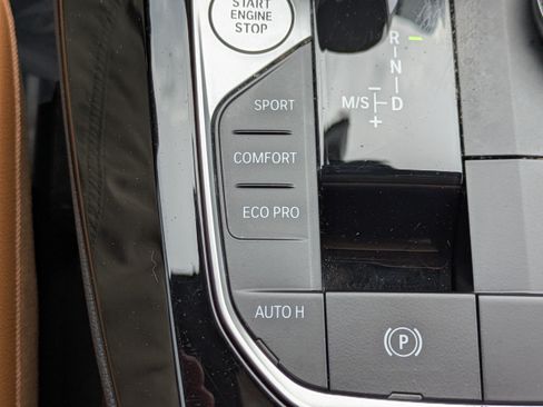 Used 2024 BMW X3 sDrive30i w/ Premium Package RWD image 30