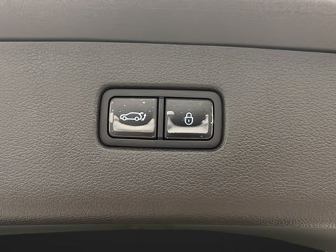 Used 2025 Genesis GV80 3.5T Prestige AWD/4WD image 31