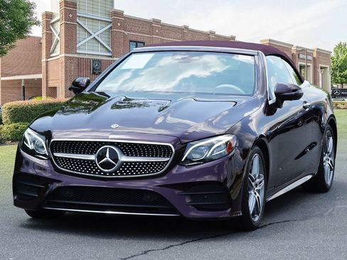Used 2019 Mercedes-Benz E 450 Cabriolet image 4