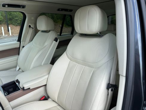 Used 2023 Land Rover Range Rover SE AWD/4WD image 30