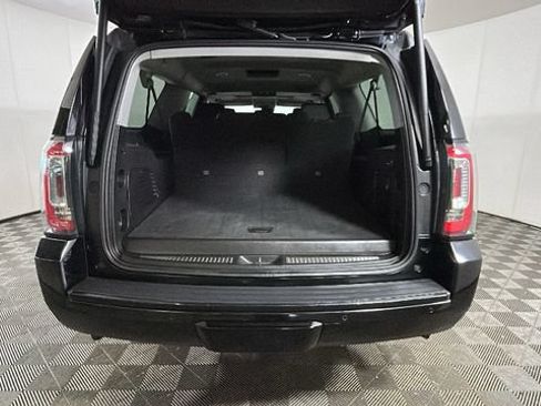 Used 2020 GMC Yukon XL Denali w/ Open Road Package AWD/4WD image 28