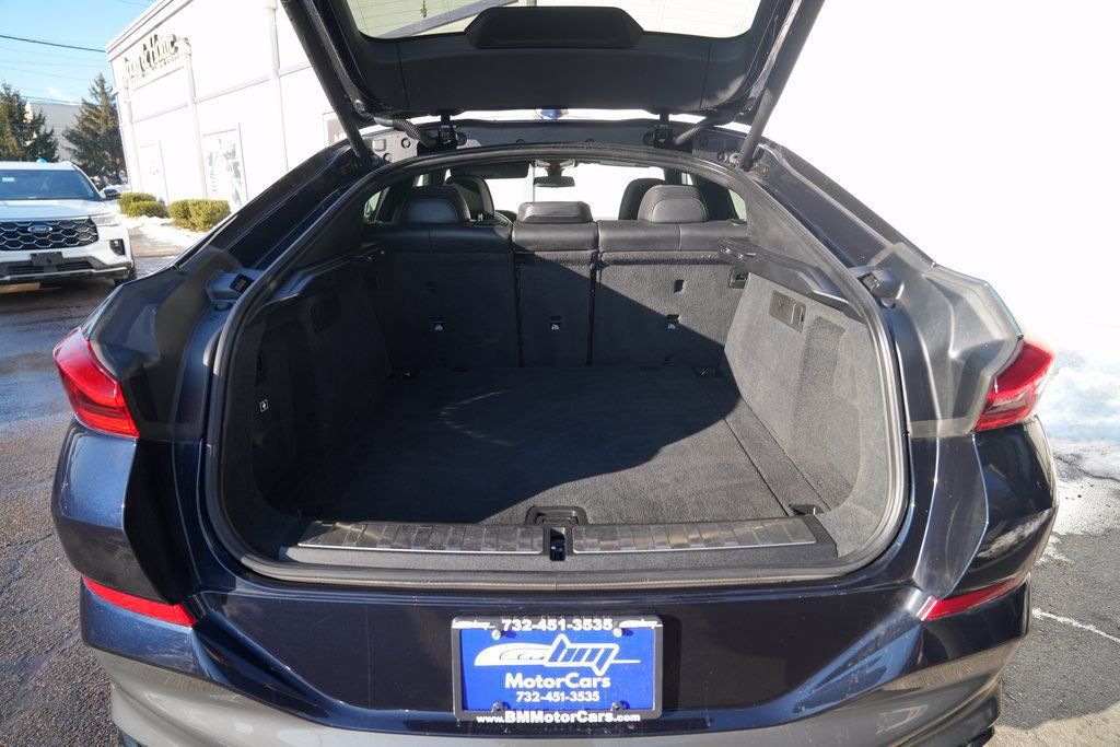 Used 2023 BMW X6 xDrive40i w/ Executive Package AWD/4WD image 15