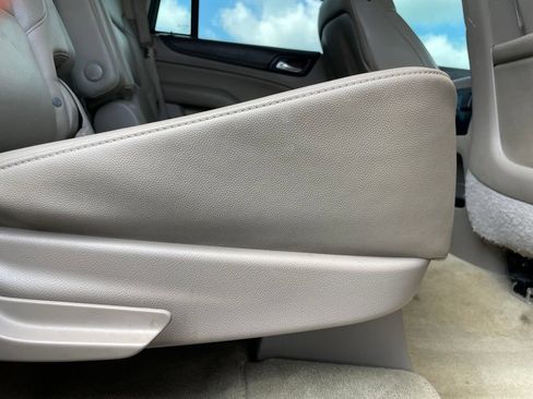 Used 2016 GMC Yukon SLT RWD image 35