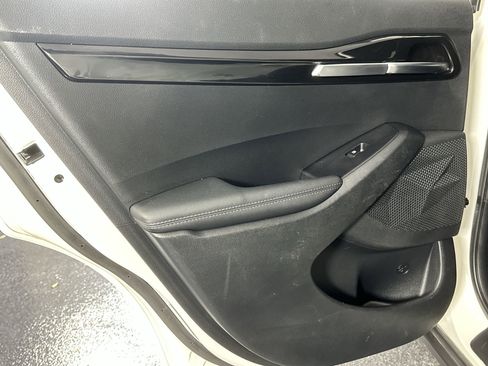 Used 2022 Kia Seltos SX image 34