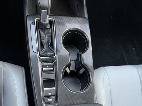 Used 2025 Honda Civic Sport image 25