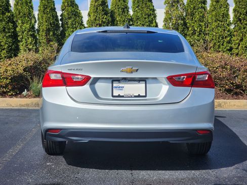 Used 2021 Chevrolet Malibu LS image 8