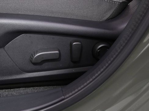 Used 2026 Subaru Crosstrek 2.0i Premium image 14