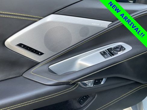 Used 2021 Chevrolet Corvette Stingray Premium Cpe w/ Z51 Performance Package image 10