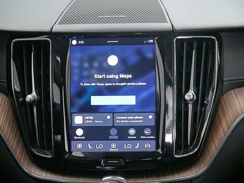 Certified 2023 Volvo XC60 B6 Ultimate AWD/4WD image 27