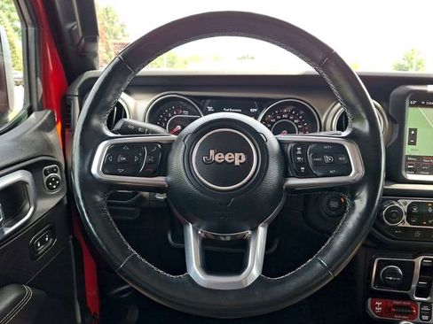 Used 2020 Jeep Gladiator Rubicon AWD/4WD image 25