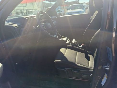 Used 2023 Chevrolet Colorado W/T image 20