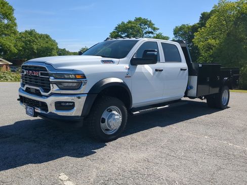 New 2026 RAM 5500 Tradesman image 6