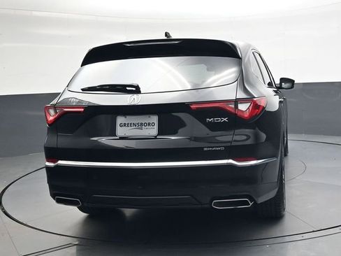 Used 2023 Acura MDX SH-AWD w/ Technology Package image 4