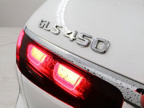 Used 2024 Mercedes-Benz GLS 450 4MATIC image 48