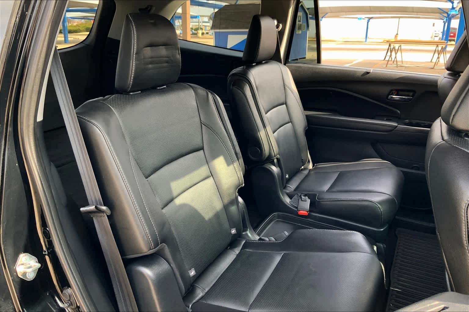 Used 2017 Honda Pilot Elite image 19