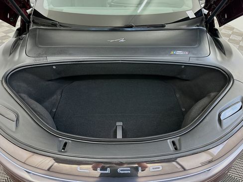 Used 2024 Lucid Air Touring AWD/4WD image 36