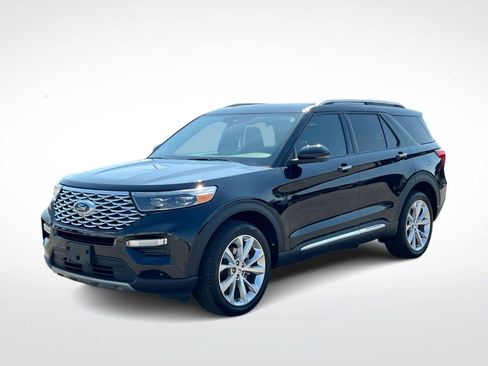 Used 2023 Ford Explorer Platinum w/ Technology Package AWD/4WD image 4