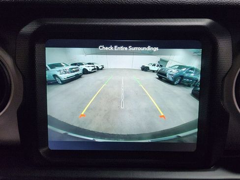 Used 2021 Jeep Wrangler Unlimited Sport image 37