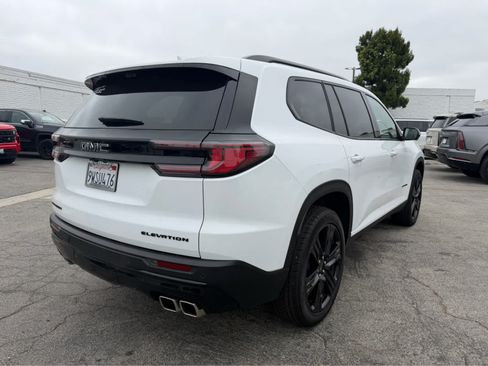 Used 2026 GMC Acadia Elevation w/ Black Edition FWD image 4